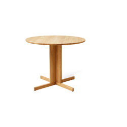 Trefoil Round Table, oak Trefoil Round Table, oak, Form & Refine