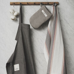 F&ouml;rkl&auml;de, earth, By Mogensen