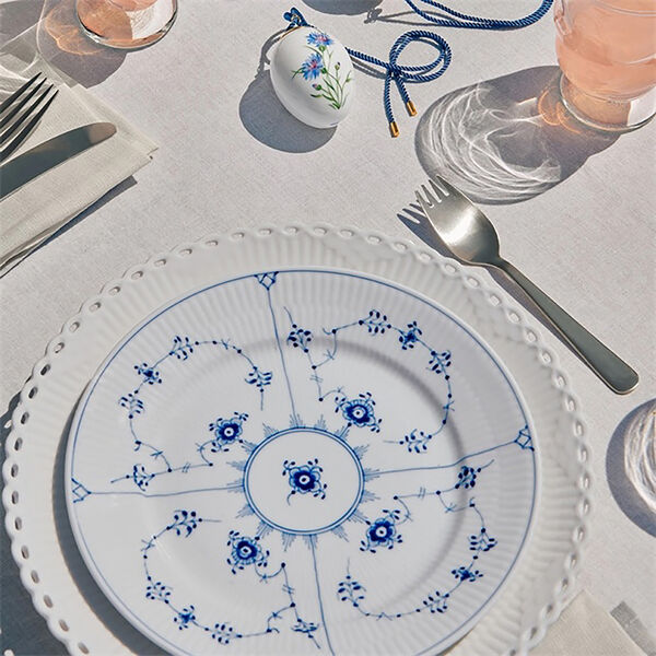 White Fluted Full Lace Tallrik Ø 19 cm, Royal Copenhagen