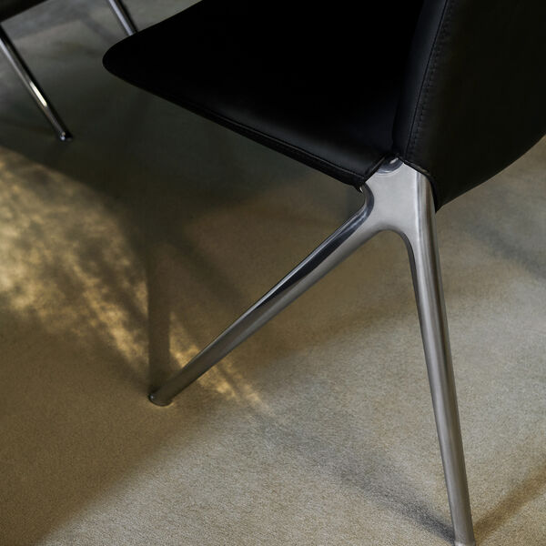 Kape Chair IF7, Noble 101/aluminium, &Tradition