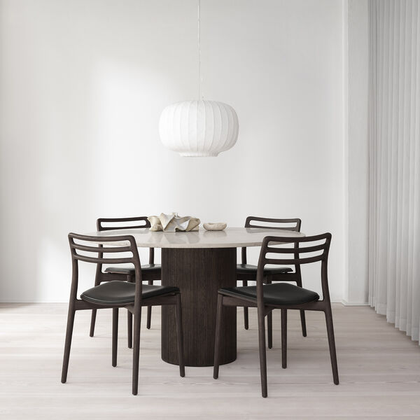 Vipp481 Cabin matbordsstol, m&ouml;rkbetsad ek/svart, Vipp