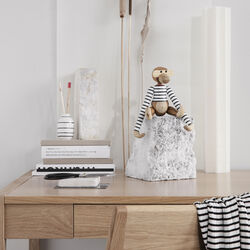 Apa x N&oslash;rgaard paa Str&oslash;get liten, white/black, Kay Bojesen Denmark