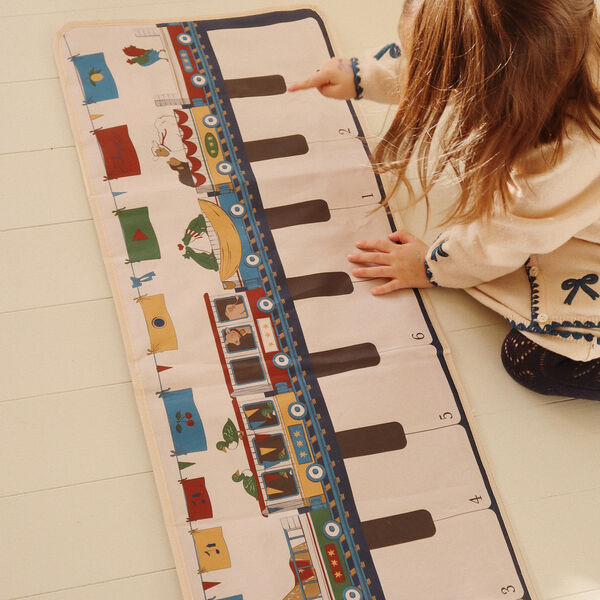 Floor Piano, Konges Sløjd