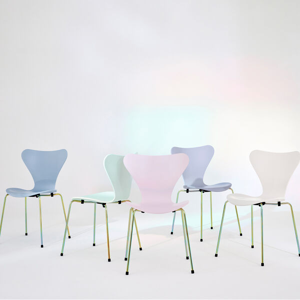 Serie 7&trade; 7:14 AM matbordsstol, green/rainbow, Fritz Hansen