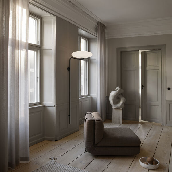 Model 2065 Wall Lamp, opaline, Astep