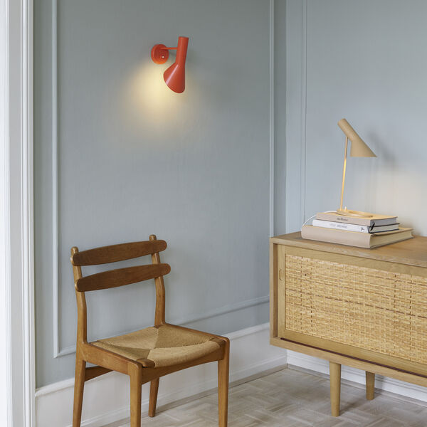 AJ v&auml;gglampa, electric orange, Louis Poulsen
