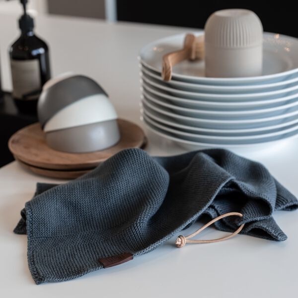 Stickad Handduk, dark grey, By LOHN