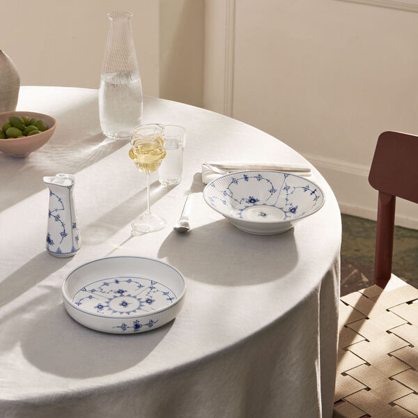 Blue Fluted Plain Deep Plate Ø 21 cm, Royal Copenhagen