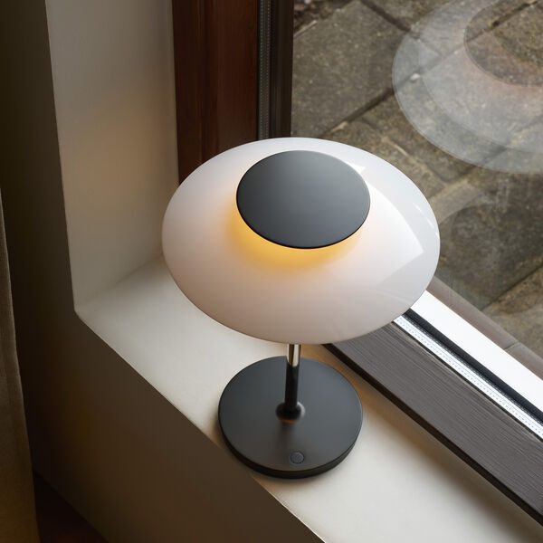 PH 80 Portabel lampa, opal white/high lustre chrome plated, Louis Poulsen