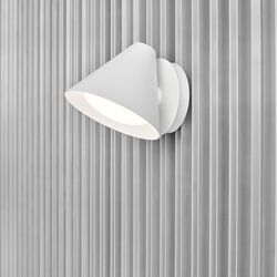 Keglen vägglampa, vit Keglen vägglampa, vit, Louis Poulsen