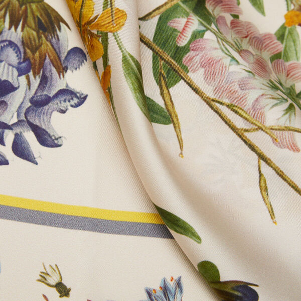 Cheerful Bouquet scarf, beige, Flora Danica Denmark