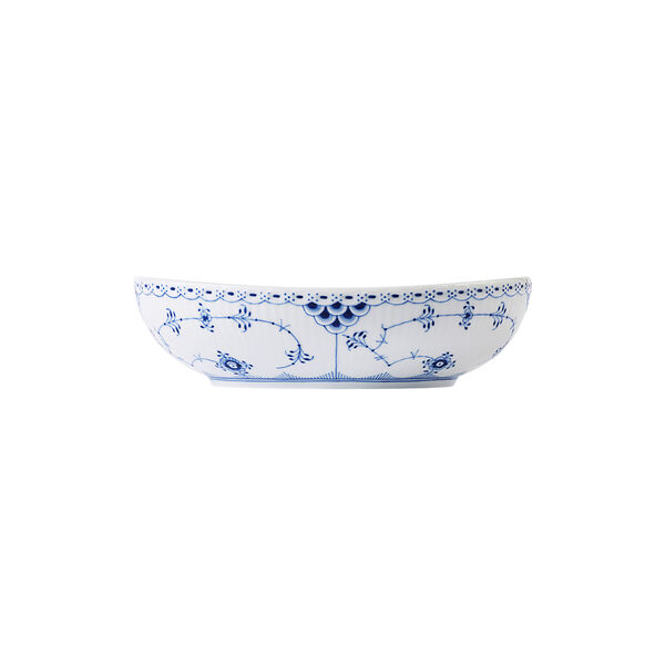 Blue Fluted Half Lace oval sk&aring;l 75 cl, Royal Copenhagen
