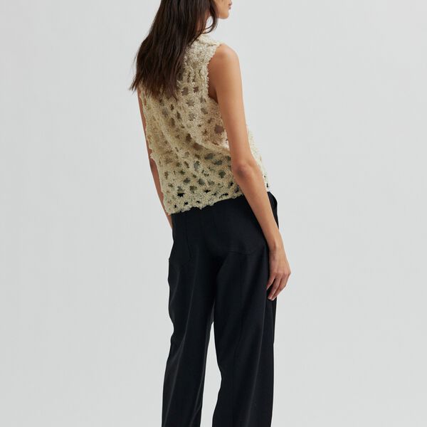 Gleam Top, summer sand, Second Female