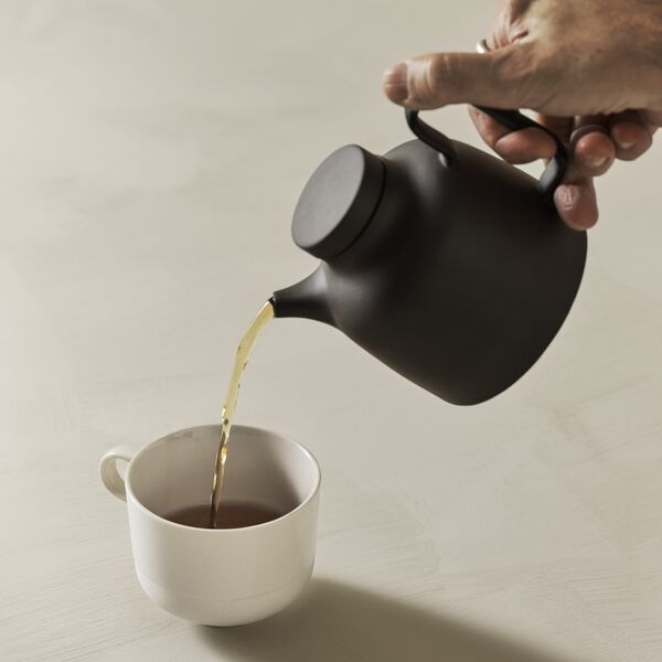Sand Secrets Tea Pot, black clay Sand Secrets Tea Pot, black clay, Design House Stockholm