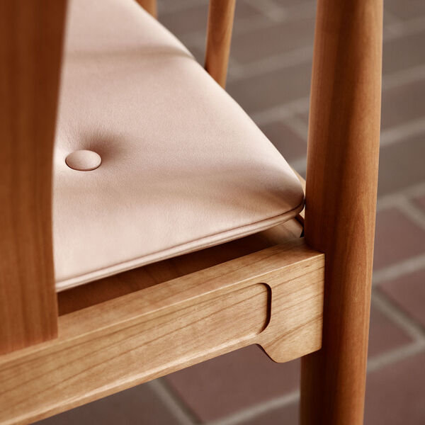 China Chair™ 80-års jubileumsutgåva, oiled cherry/natural China Chair™ 80-års jubileumsutgåva, oiled cherry/natural, Fritz Hansen