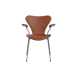 Serie 7&trade; 3207 Fully Upholstered Chair, Essential walnut, Fritz Hansen