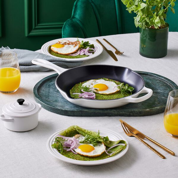 Signature gjutj&auml;rn djup stekpanna &Oslash; 26 cm, white, Le Creuset