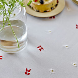 Tillykke tygservett, white, S&ouml;dahl