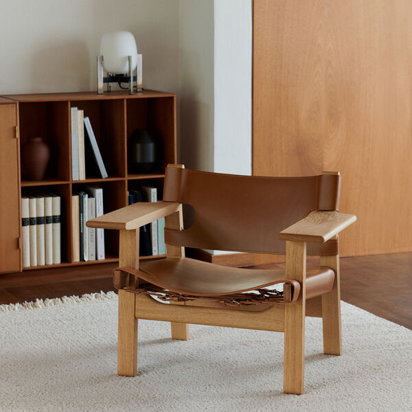 2226 Den Spanske Stolen, cognac/oljad ek, Fredericia Furniture
